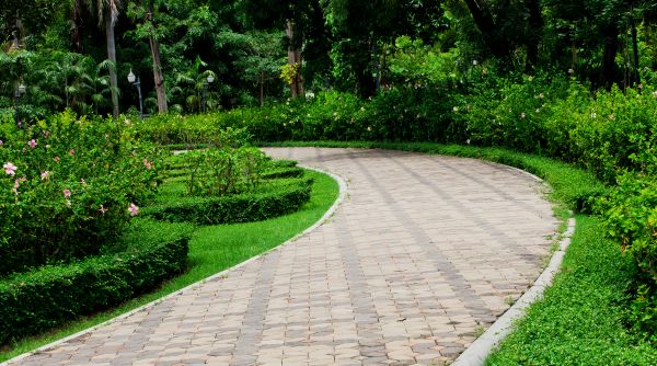 Cost of Paver Walkway Repair in Redmond
