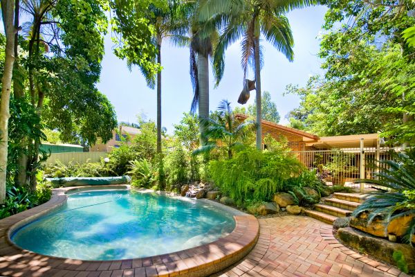 Cost of Pool Patio Paving in Redmond